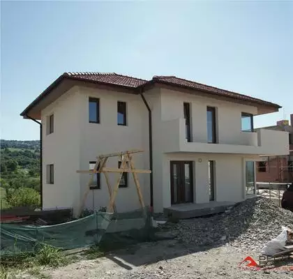 Casa individuala Borhanci, 180 mp, semifinisata, teren 520 mp