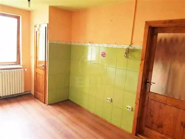 Vanzare Apartament 2 camere semidecomandat, 47 mp, Etajul 1 din 4, in apropiere de HOREA