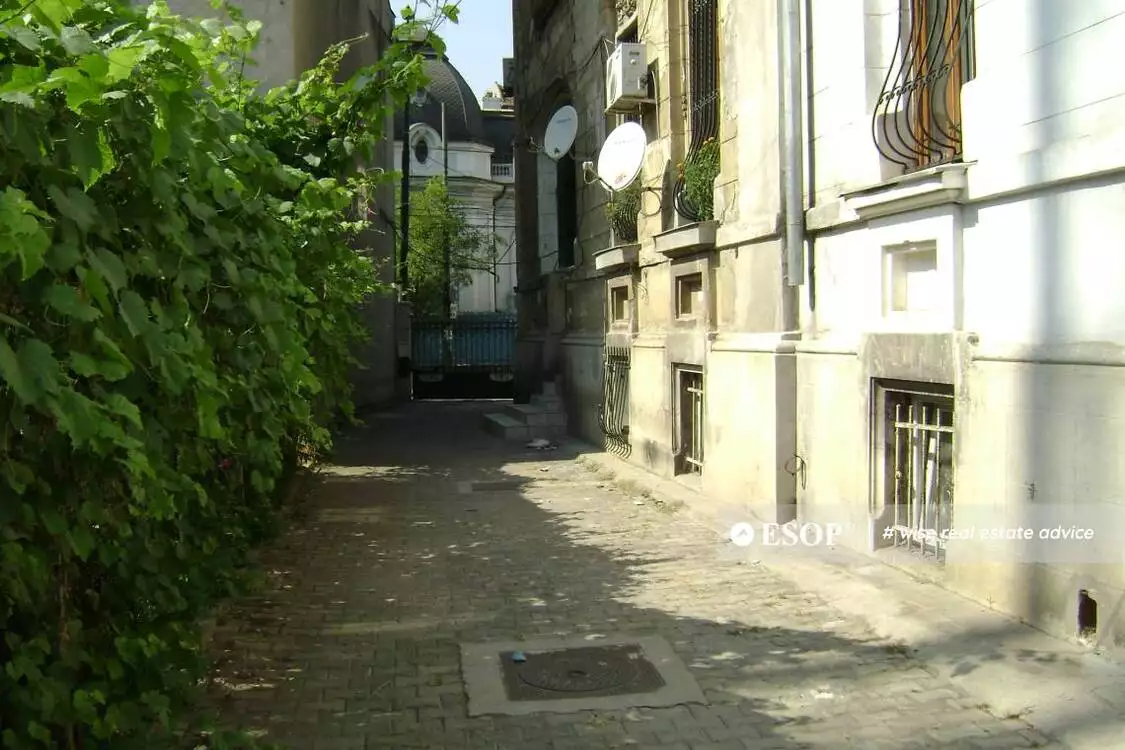 Spatii moderne in vila, in Rosetti, Bucuresti, 400 mp