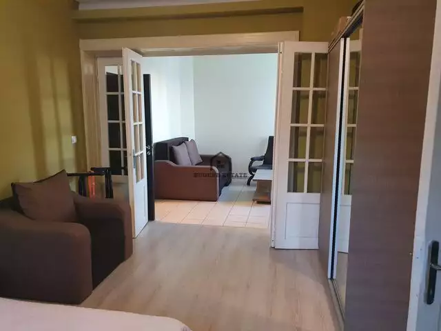 Apartament 5 camere Romana - perfect AirBNB!