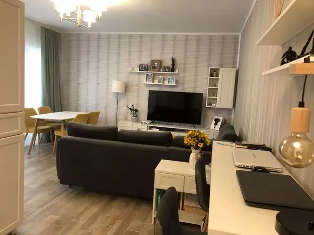 Apartament deosebit cu 3 camere in Buziasului