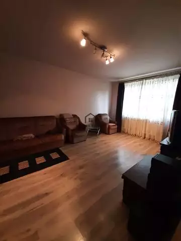 Apartament decomandat 3 camere - Drumul Taberei