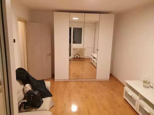 Apartament 2 camere la Metrou Romancierilor