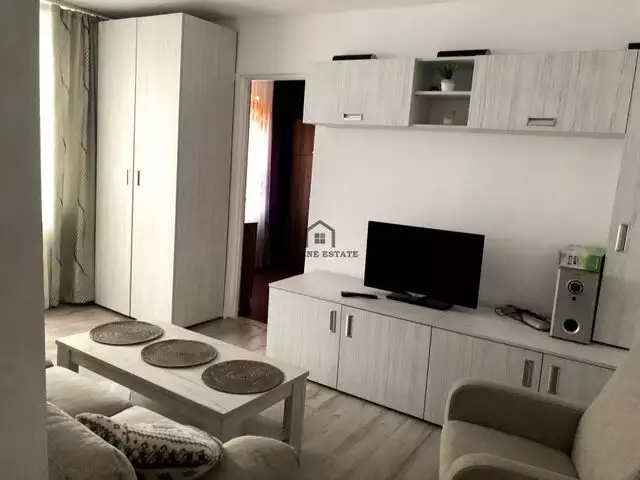 Apartament cu 3 camere, zona Dacia
