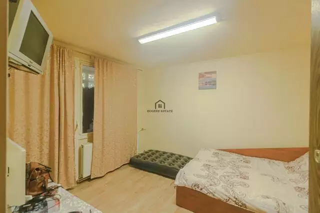 Apartament cu 3 camere in bloc reabilitat - Berceni - Straja