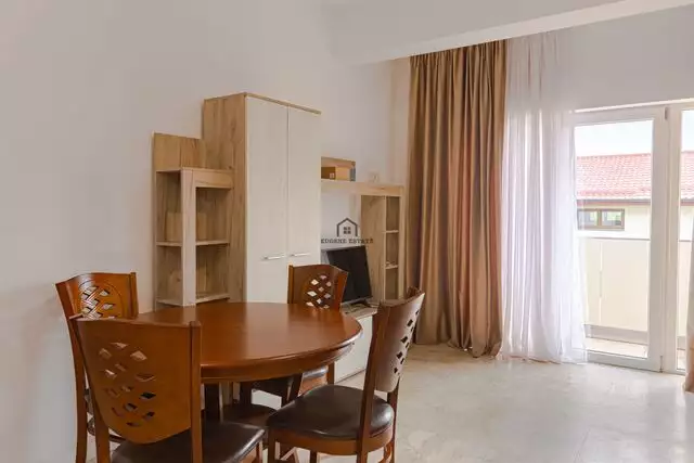 Apartament cu 2 camere 2 bai si 2 terase in vila noua - Dna Ghica