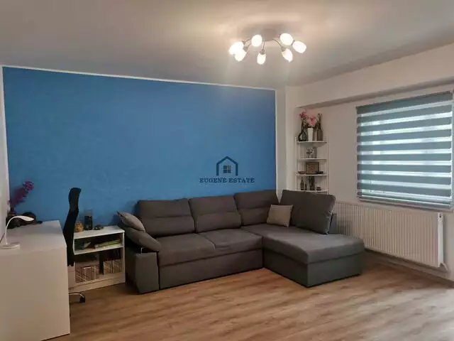 Apartament de 3 camere,situat la un minut de statia de tramvai