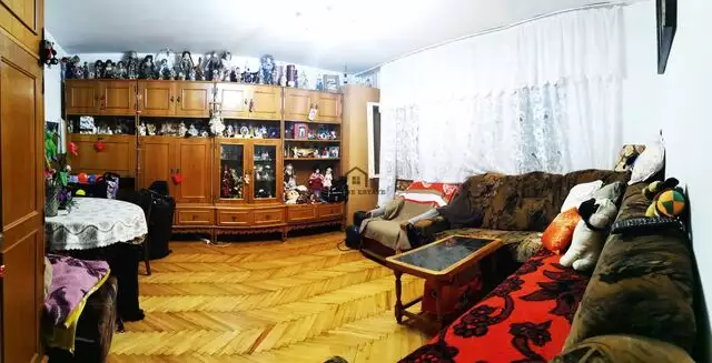 Apartament 3 camera in zona Steaua
