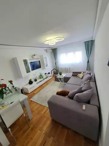 Apartament cu 3 camere elegant de vanzare
