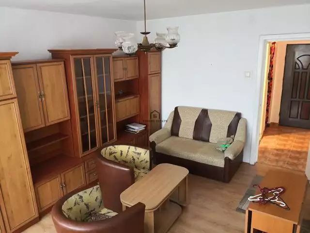 Apartament cu 3 camere, confort 1, zona Dacia