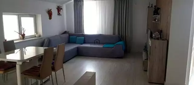 Apartament cu 3 camere in Dumbravita