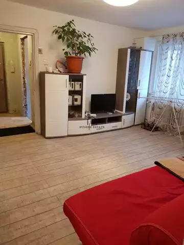 Apartament 3 camere PIATA MOGHIOROS