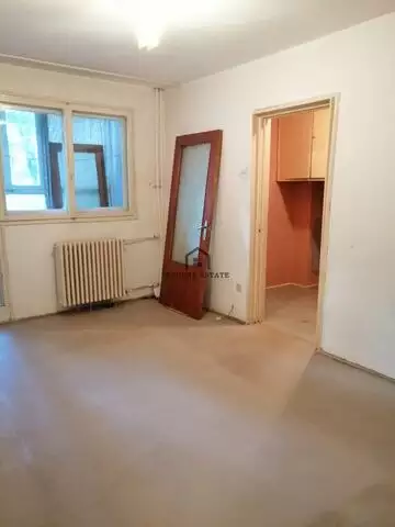 Apartament 2 camere semidecomandat Drumul Taberei