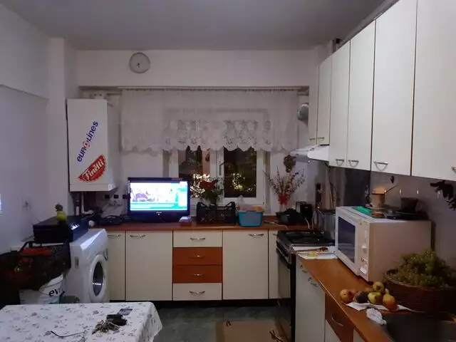 Apartament 4 camere, Calea Vacaresti