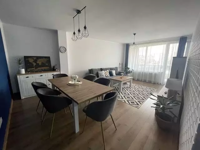 Apartament cu 3 camere de vanzare in Marasti