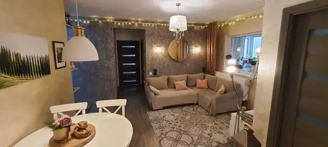 Apartament cu 3 camere de vanzare in Borhanci