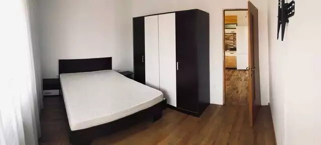 Apartament cu 2 camere decomandate de vanzare in Floresti
