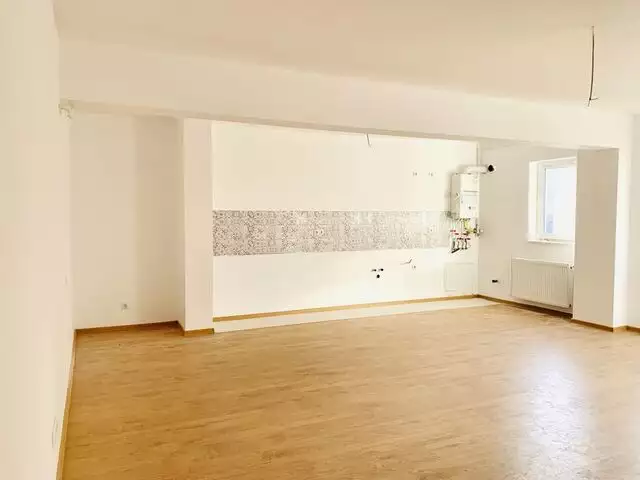 Apartament cu 2 camere de vanzare in Floresti, New City