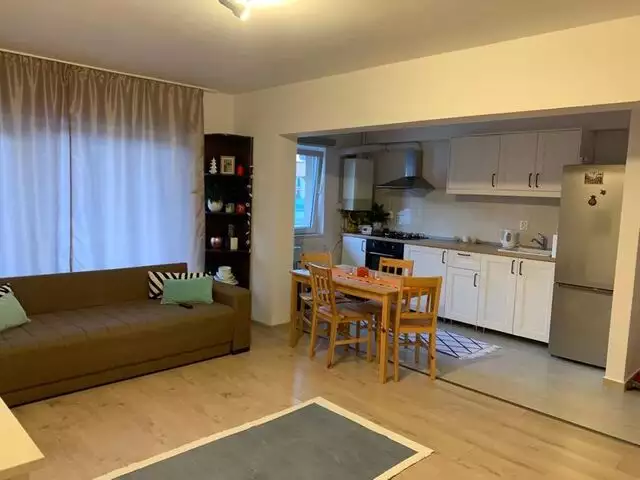 Apartament cu 2 camere + parcare de vanzare in Floresti