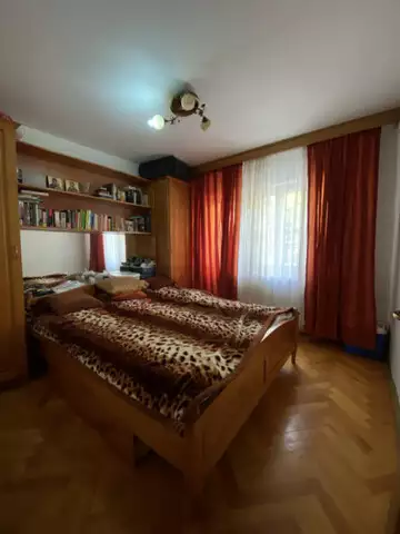 Apartament cu 3 camere, decomandat, de vanzare, in Timisoara zona Aradului