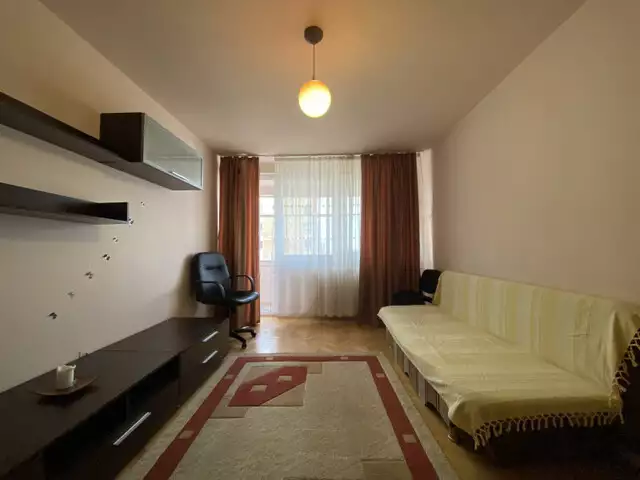 Apartament cu 2 camere, decomandat, de vanzare, zona Dacia