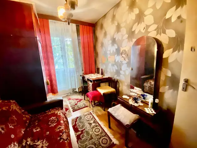 Apartament 4 camere, Sagului - V2589