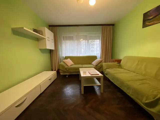 Apartament cu 3 camere, de vanzare in Dacia V2742