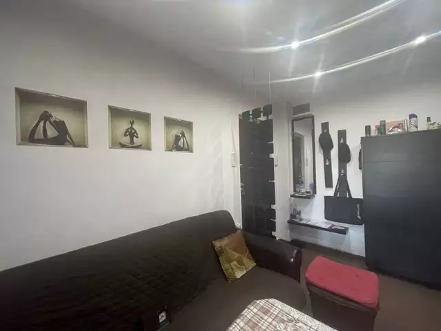 Apartament cu 2 camere, decomandat, zona Lipovei - ID V3694
