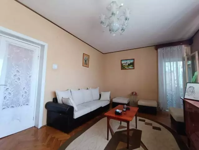Apartament 4 camere, 97 mp, zona Badea Cartan - ID V4024
