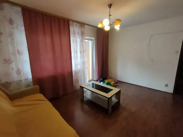 Apartament cu 3 camere etaj 1,  zona Dambovita - ID V4089