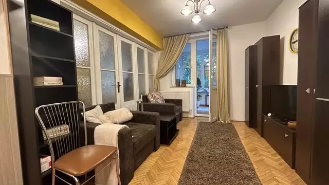 Apartament 2 camere, pretabil pentru INVESTITIE, zona Balcescu - ID V4178 