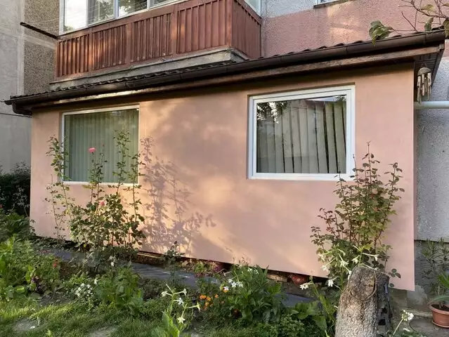 Apartament cu 3 camere la parter inalt, deosebit in Aradului - ID V4297