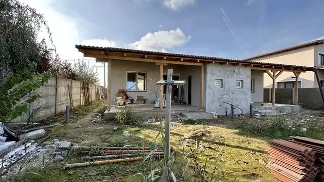 1/2 Duplex cu 3 camere in Sag, zona Manastirii - ID V4447