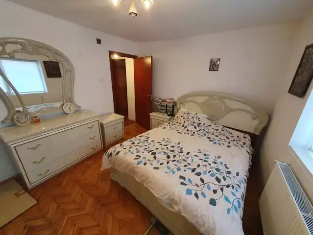 Apartament 2 camere, decomandat, bloc termoizolat - zona Steaua 