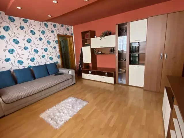 Apartament cu 2 camere complet mobilat 