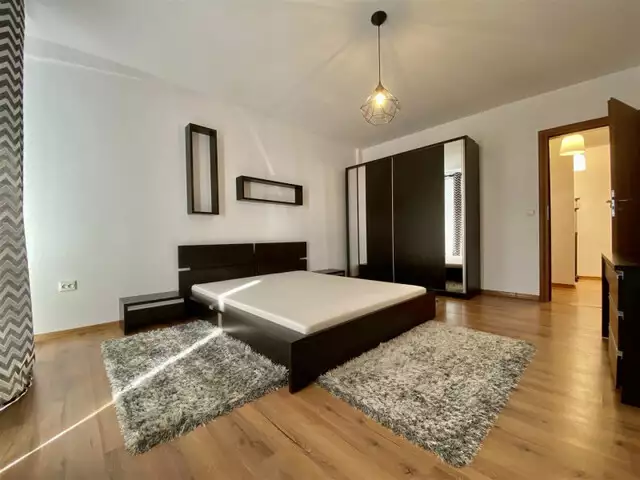 Apartament 3 camere, Hotel IQ - V533