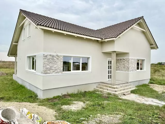 Casa individuala Mosnita, 4 camere, 2 bai - Zona Drumul Boilor!