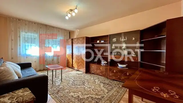 Apartament cu 2 camere decomandat, etaj intermediar - zona Aradului