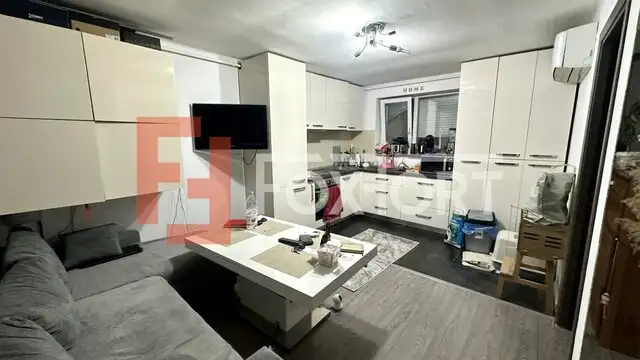 Apartament cu 2 camere de vanzare, in apropiere de Iulius Mall