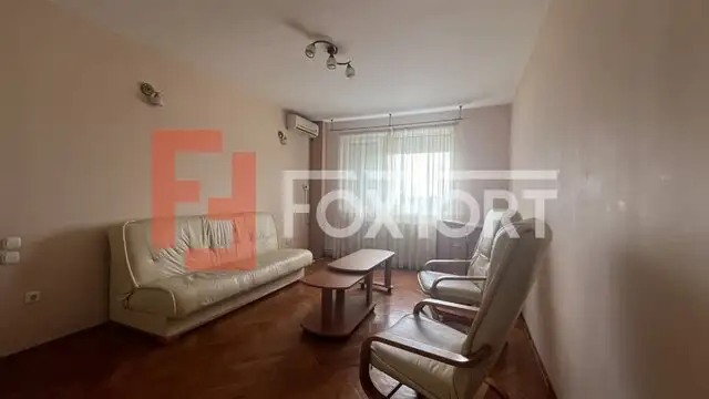 Apartament cu 3 camere, etaj 7 de vanzare, zona Olimpia Stadion