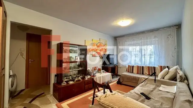 Apartament 3 camere si 2 bai de vanzare - zona Aradului