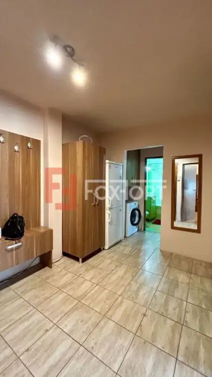 Apartament cu 2 camere decomandat, etaj intermediar - zona Aradului