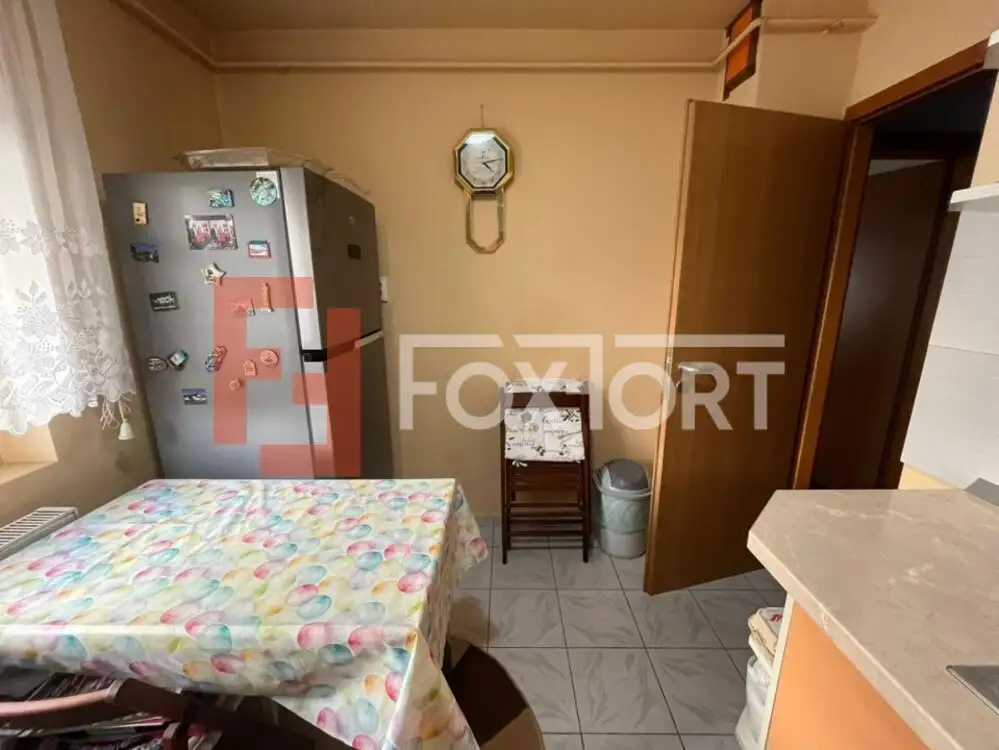 Apartament 3 camere, 54 mp utili, Parter - Zona Aradului