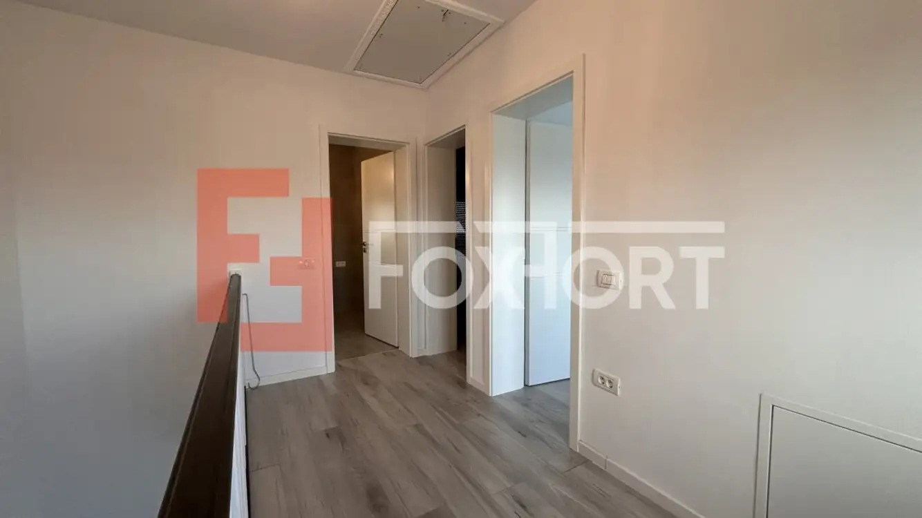 Duplex 4 camere, 94 mp, in Mosnita Noua - Toate utilitatile - Asfalt