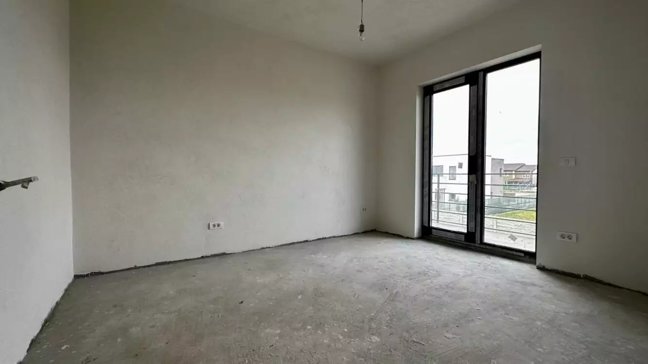 Duplex Modern in Chisoda, 4 camere - ID V2539