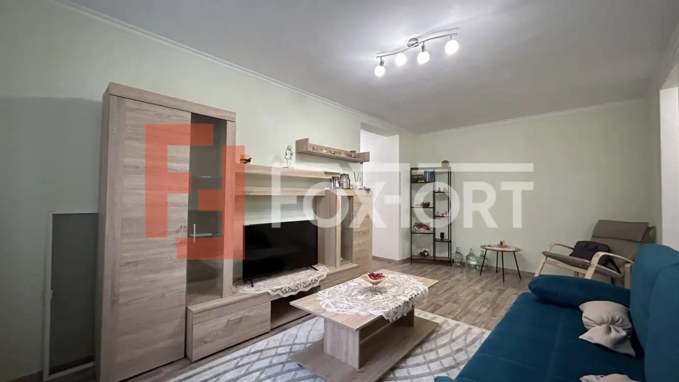 Apartament cu 2 camere semidecomandat, loc de parcare - Sanandrei