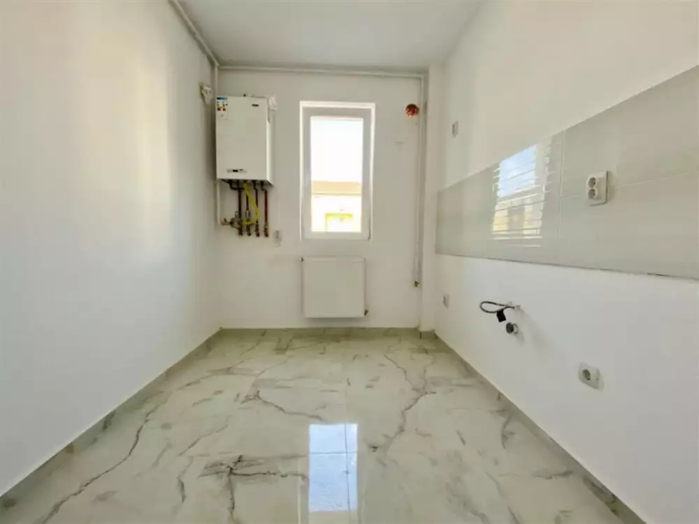 Apartament 2 camere de vanzare balcon si 2 locuri de parcare in GIROC - ID V46