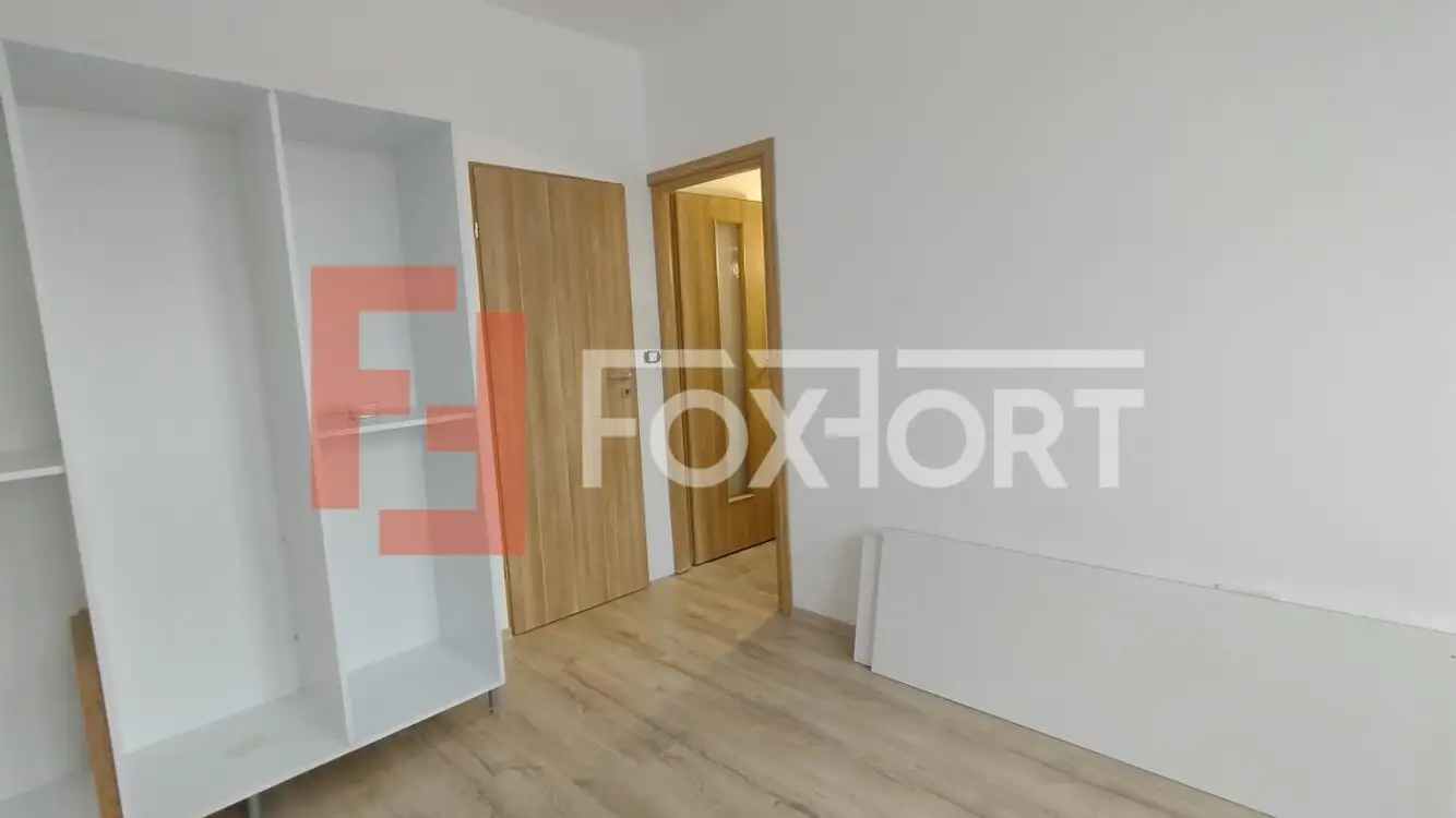 Apartament 3 camere la mansarda - 75mp utili, Zona Aradului