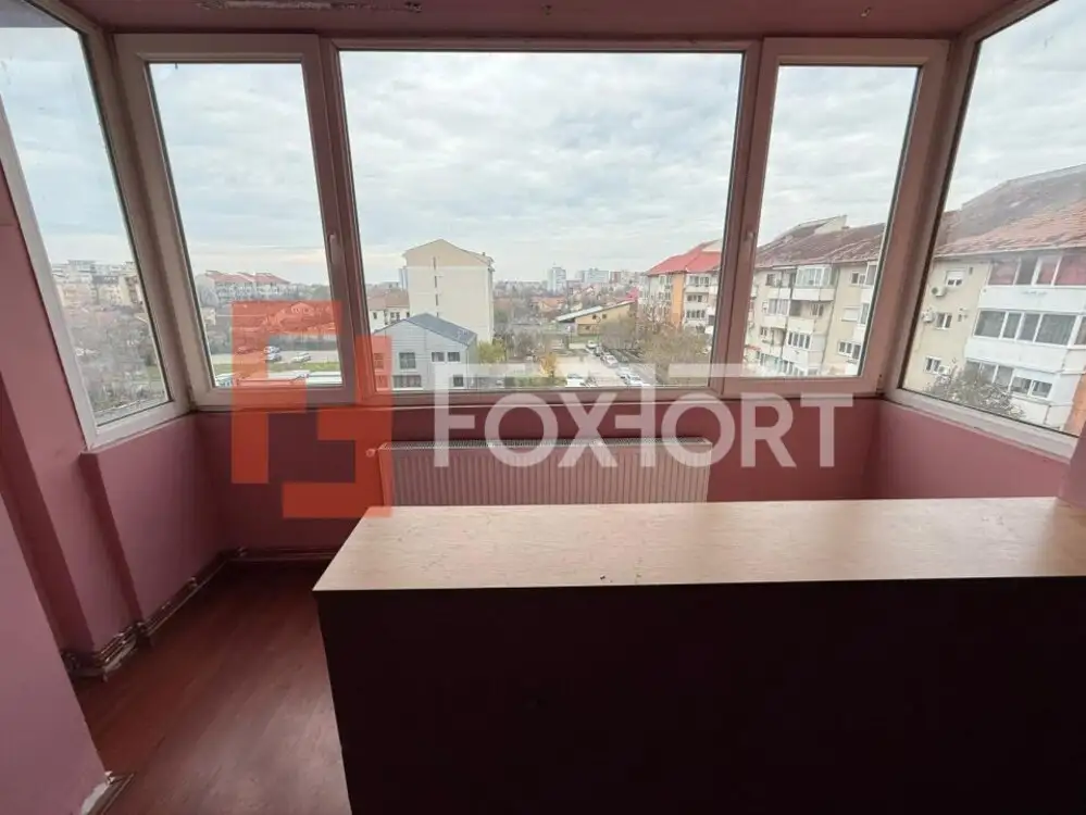 Apartament cu o camera de 34 mp - zona Steaua