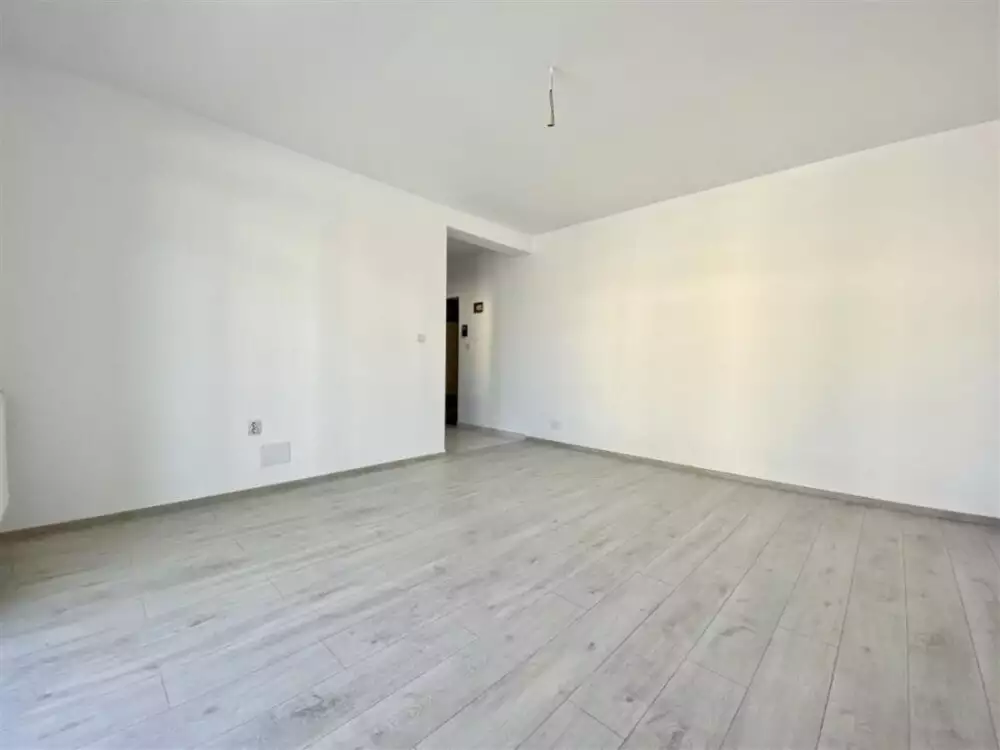 Apartament 2 camere + boxa proprie in GIROC - ID V39